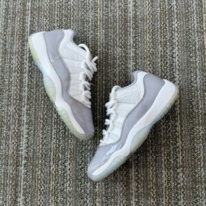 Air Jordan | 11 Low Cement Grey